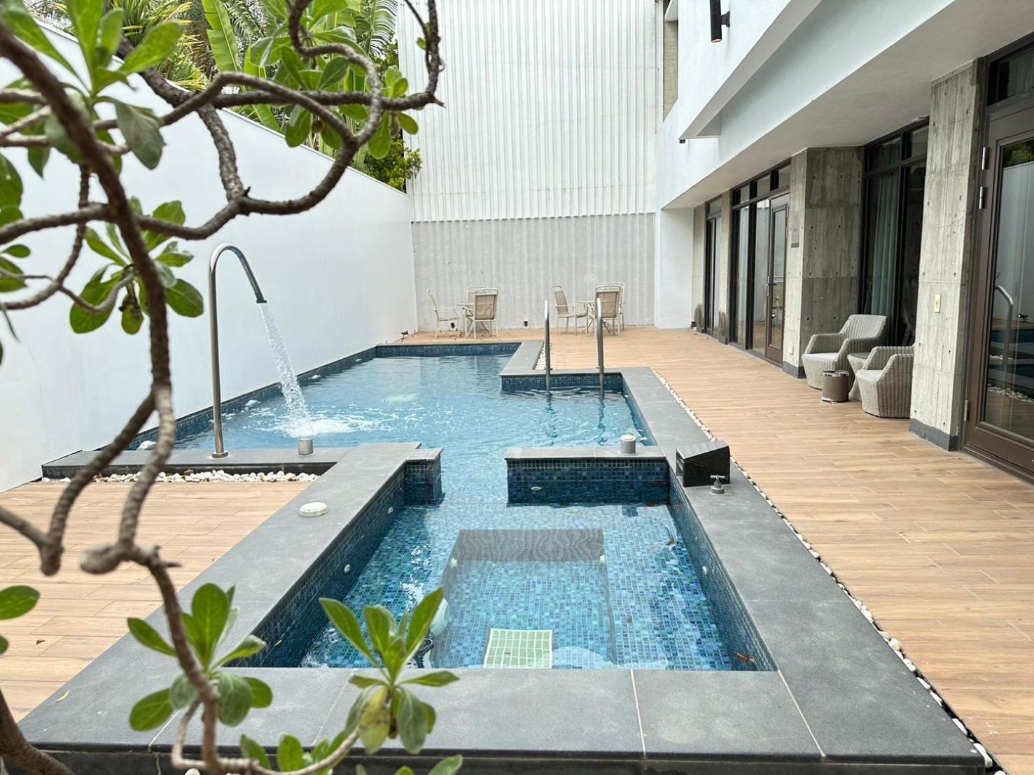 H Villa Inn Tainan Exterior foto